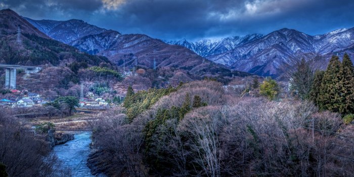 2880x1800 Wallpaper Japan, mountains, trees, village, river 2880x1800 HD
