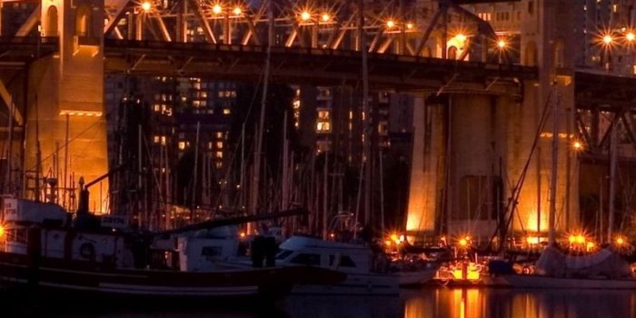 800x1200 Download wallpaper 800x1200 vancouver, reflection, bridge, pier