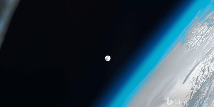 1920x1200 The moon as seen from the International Space Station (© NASA