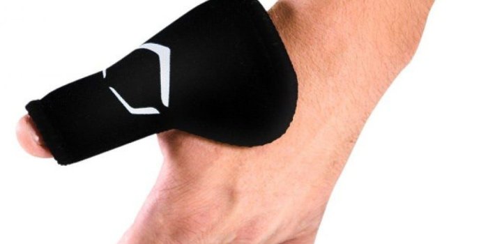 1000x1000 EvoShield Baseball Catcher's Thumb Guard