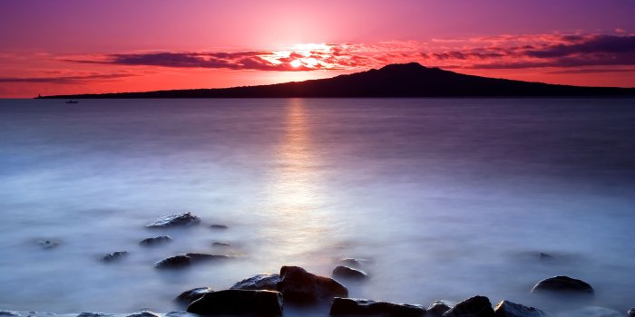 2560x1600 Silky Smooth Lake Surface Sunset Desktop Wallpaper