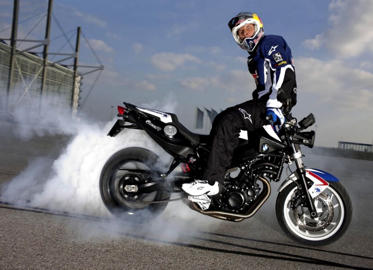 1440x1043 Bmw Motorcycle Hd Wallpaper For Desktop | Wallpapers Base