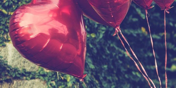 736x1308 12 Super Cute Valentine's Day iPhone Wallpapers | Preppy Wallpapers