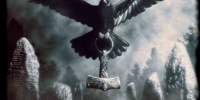 1024x768 Raven Art Wallpaper