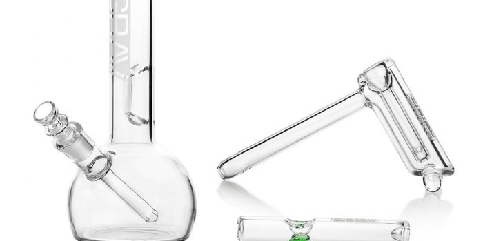 1600x900 Here are the Best Bong Brands You Need to Know About