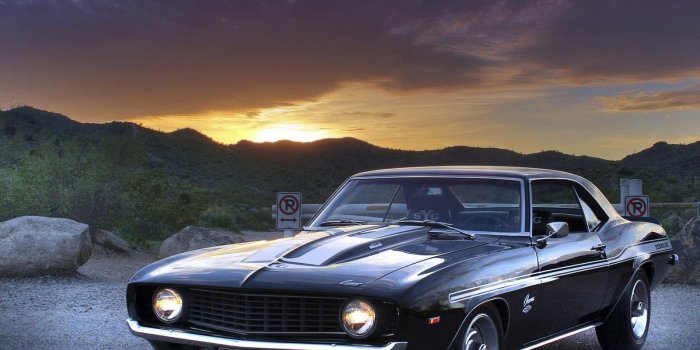 1600x1200 1969 Camaro Wallpapers
