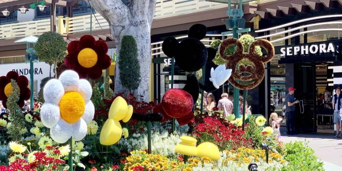 2048x1536 PHOTO REPORT: Downtown Disney District 7/6/19 (Mickey and Friends