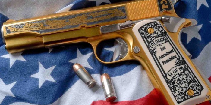 1332x850 Wallpaper gun, weapons, gun, golden, gold, weapon, engraving, custom