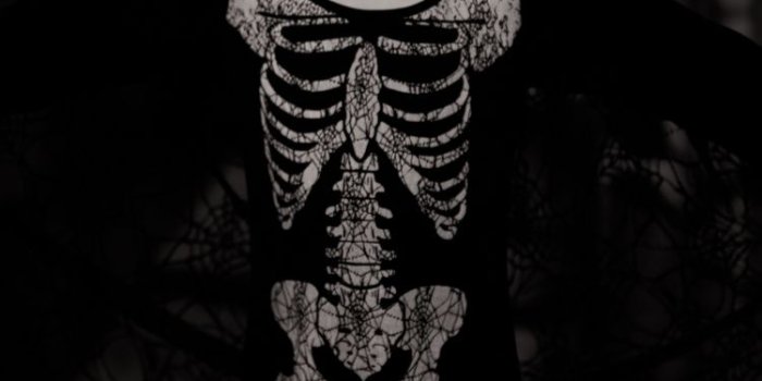 750x1334 Black, Bone, Monochrome, Monochrome Mode, Skull Wallpaper for IPhone