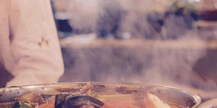 750x1334 FreeiOS8.com | iPhone wallpaper | nb33-chef-kitchen-smoke-cook-city-art