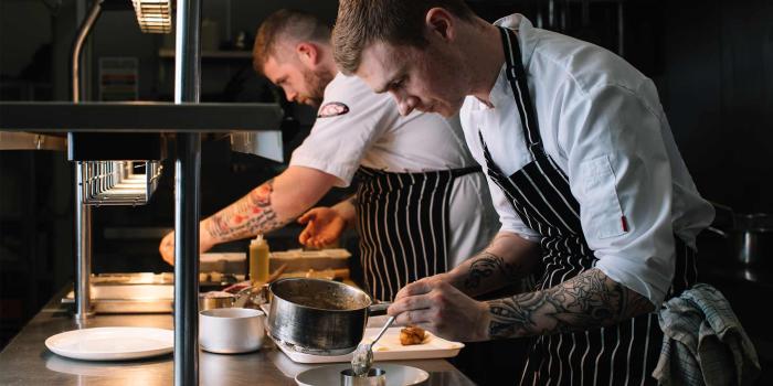 1920x1080 Award Winning Chefs for First Class Fine Dining - Table Manors