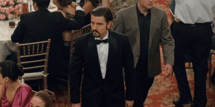 1600x1200 When Will Netflix Show 'Narcos: Mexico' Season Return? Cartel Series