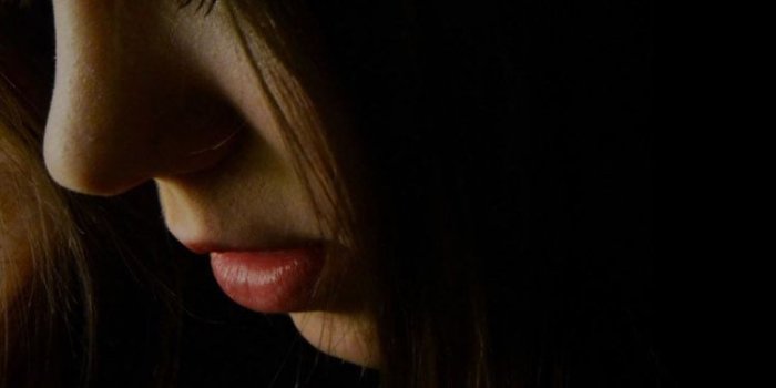 750x1334 Sad - Sad Girl Wallpaper For Phone (#941149) - HD Wallpaper Download