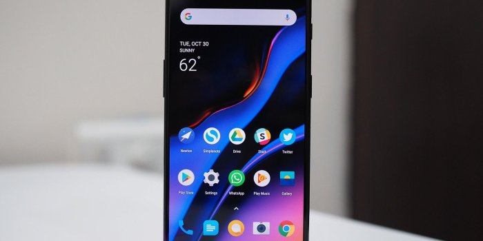 1600x1200 Abstruct brings OnePlus's beautiful wallpapers to any Android phone