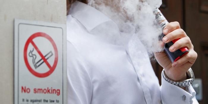 2500x1648 E-Cigarette Vapor Filled With Dangerous Toxins Like Lead, Study Finds
