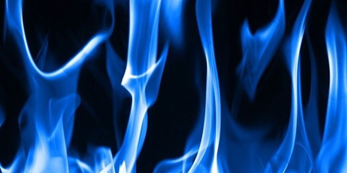 750x1334 blue flames | WallPapers in 2019 | Blue flames, Flame tattoos, Fire art
