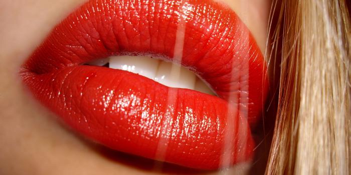 3312x2241 Download the Bright Red Lips Wallpaper, Bright Red Lips iPhone