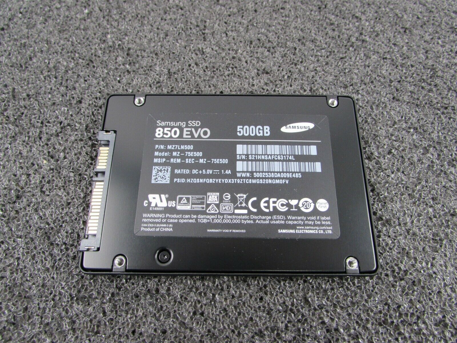 1600x1200 Samsung 850 EVO Series 500gb SSD SATA 6gbps MZ7LN500