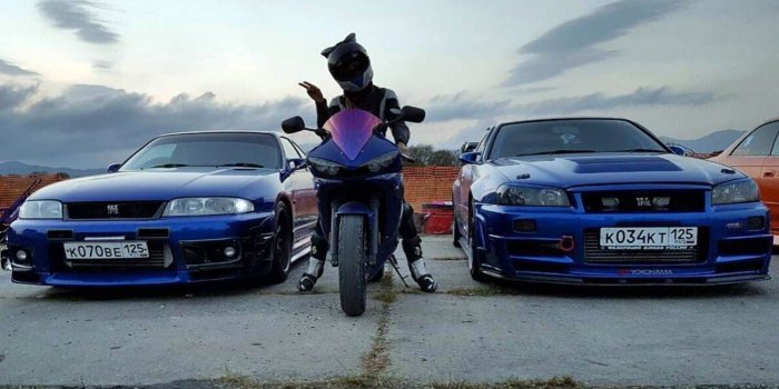 1600x949 2 Car And Motorcycles Photo HD Wallpaper - Wallpaper OS