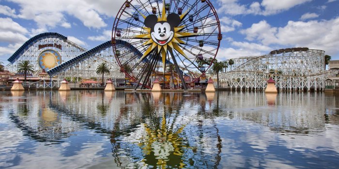 3000x2020 CARS LAND Disney's California Adventure Images | Collider