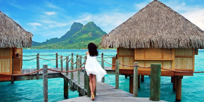 1332x850 Wallpaper sea, beach, tropics, palm trees, pierce, summer, hut