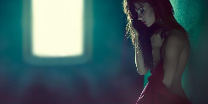 1600x900 love-sad-girl-boy-images-wallpaper-hd-dlwallhd-sad-girls-hd