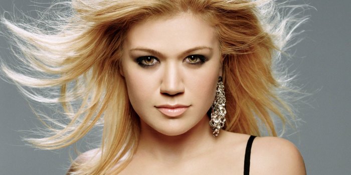 1600x1200 Kelly Clarkson wallpaper | 1600x1200 | #20109