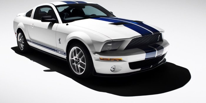 1600x1200 White Ford Mustang Shelby GT500 HD Wallpaper