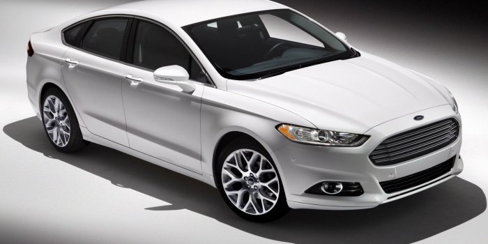 1920x1200 White Ford Fusion front side view wallpaper - Car wallpapers - #52357