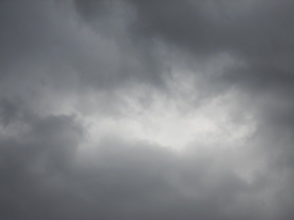 1024x768 Free download Cloudy grey sky by YuiHarunaShinozaki [1024x768] for