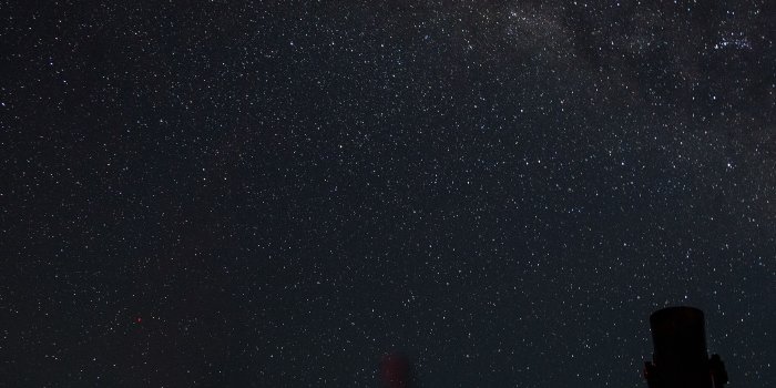 2560x1600 nj27-starry-night-sky-space-night-dark-wallpaper