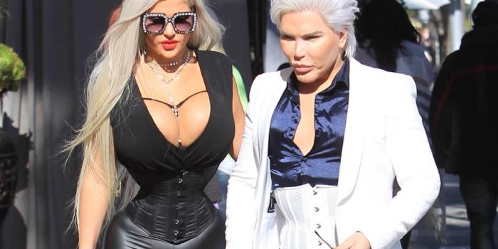 1024x768 Are real-life Ken and Barbie an item? | Coffs Coast Advocate