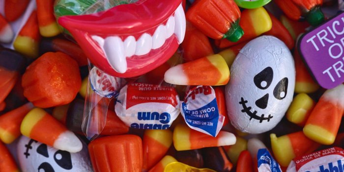 1920x1080 How I Save Money on Halloween Candy