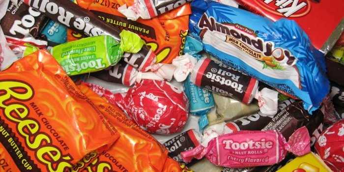 1024x768 How much sugar IS in Halloween candy? - Blue Zones