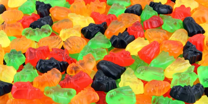 4556x2380 Halloween Candy 4k Ultra HD Wallpaper | Background Image | 4556x2380