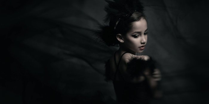 1332x850 Wallpaper girl, bokeh, Black Swan images for desktop, section стиль