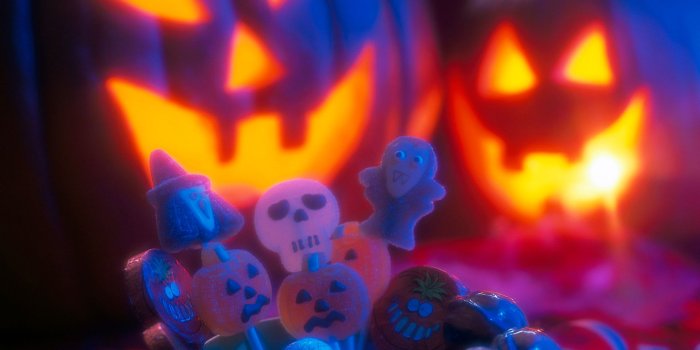 1920x1200 Windows 7 themes: decorate your desktop for Halloween! | Windows
