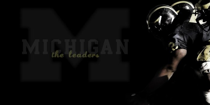 1366x768 College Football Wallpapers