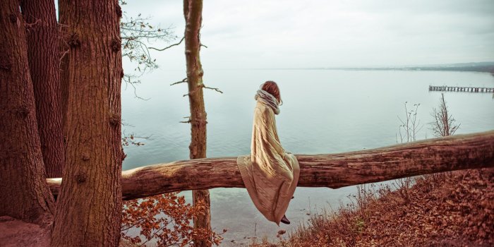 3500x2329 Girl Plaid Solitude Log Autumn Loneliness - Free Stock Photo, Image