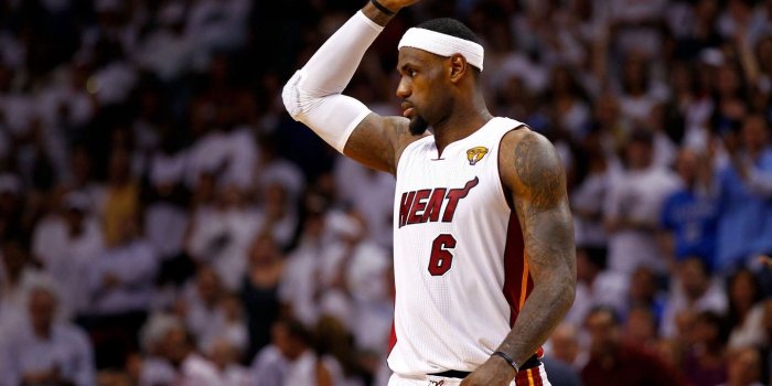 1440x900 Download wallpaper 1440x900 lebron james, nba, basketball, miami