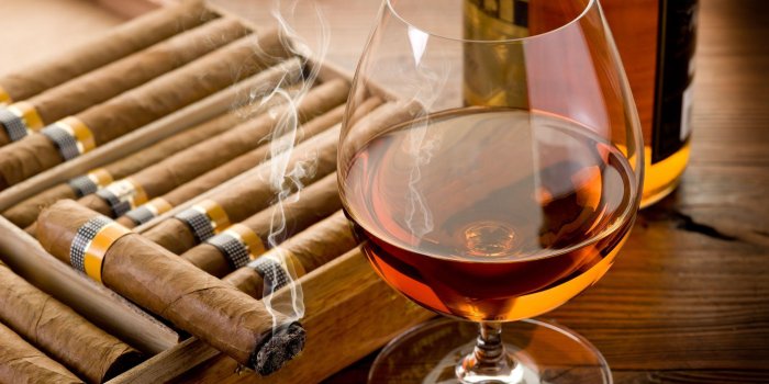 2560x1600 Liquor Wallpapers