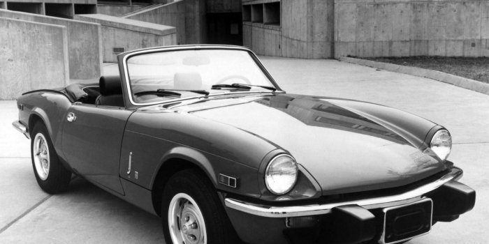 2048x1536 50+] Triumph Spitfire Wallpaper on WallpaperSafari