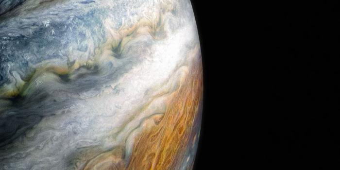 1242x2344 Jupiter's Colorful Cloud Belts | Phone wallpapers in 2019 | Planets