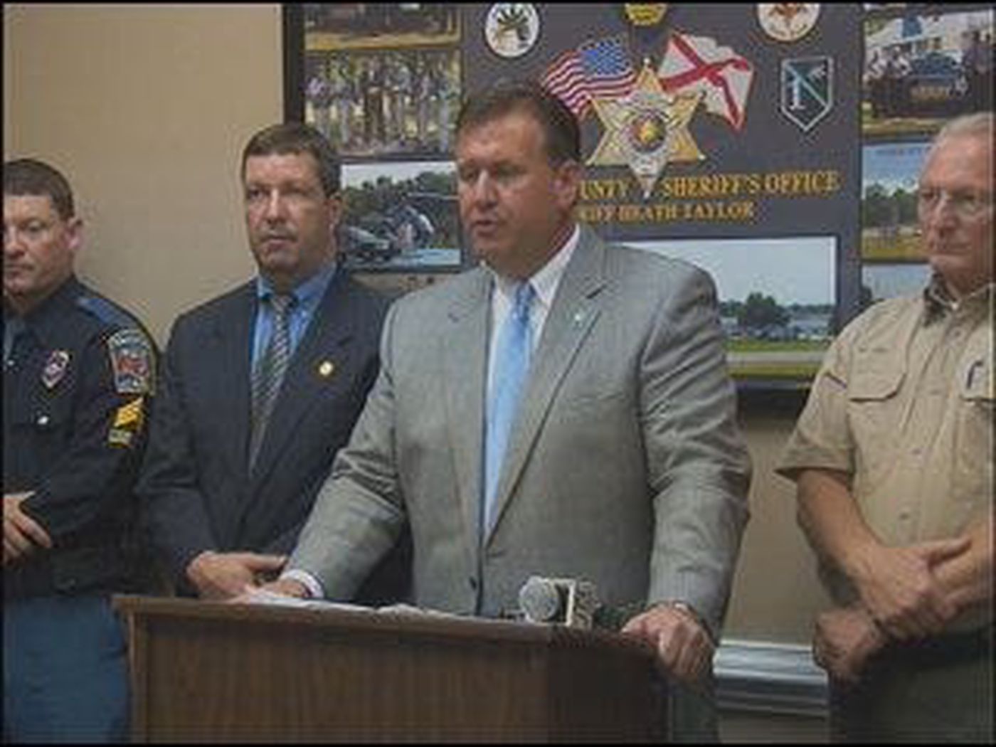 1400x1050 Sheriff says inmates dug through cell wall to escape jail