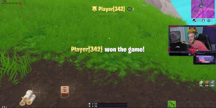 1600x900 Tfue - default tattoo on lip - Twitch