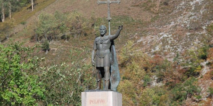 1600x1071 Medieval: King Pelayo Flag Victory Spain Full HD Wallpaper for HD 16