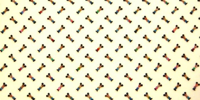 1280x908 Get Artist Creates 3D Wallpaper Using Hundreds of Mickey Mouse Toys