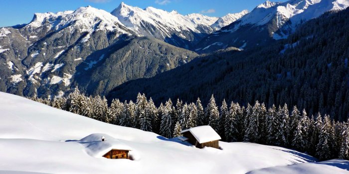 2560x1600 Beautiful Snow Mountain wallpaper | 2560x1600 | #26901