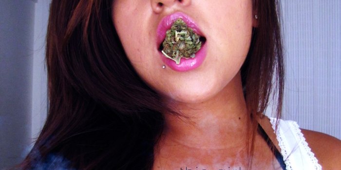 1600x1631 45+] Girl Weed Wallpaper on WallpaperSafari