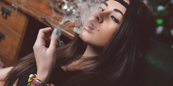 1920x1080 Weed Girls Wallpapers